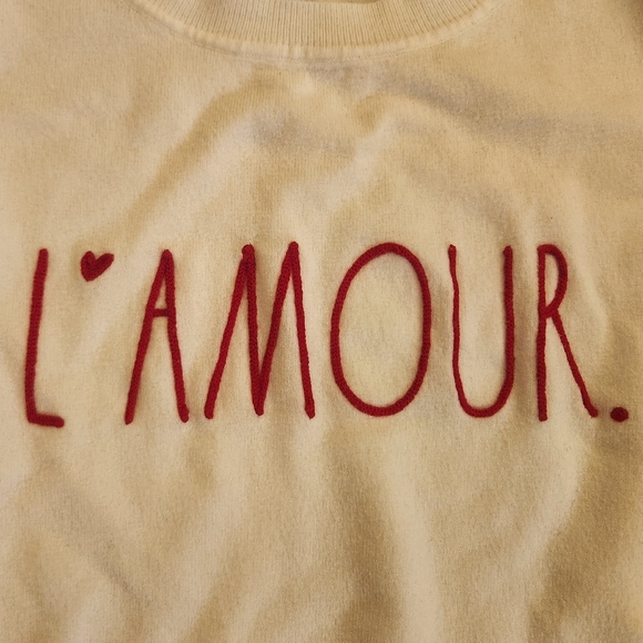 Rae Dunn Red L'Amour White Crewneck Sweater Shirt Women's Size Large - Picture 4 of 11